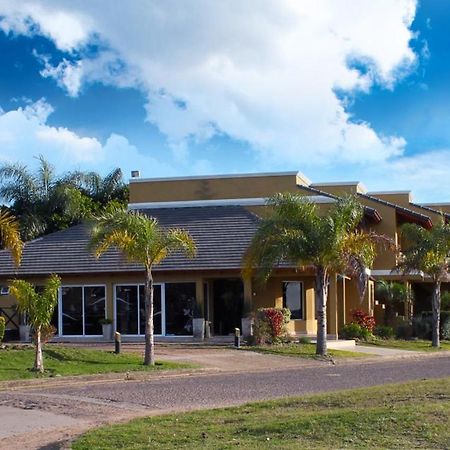فيديراسيون Brisas Del Lago Apart Y Hotel المظهر الخارجي الصورة