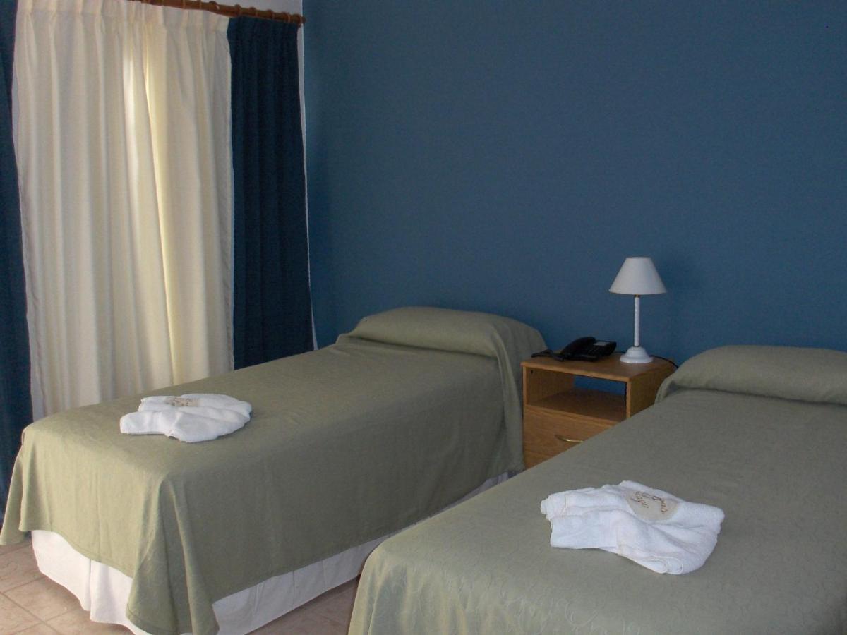 فيديراسيون Brisas Del Lago Apart Y Hotel الغرفة الصورة